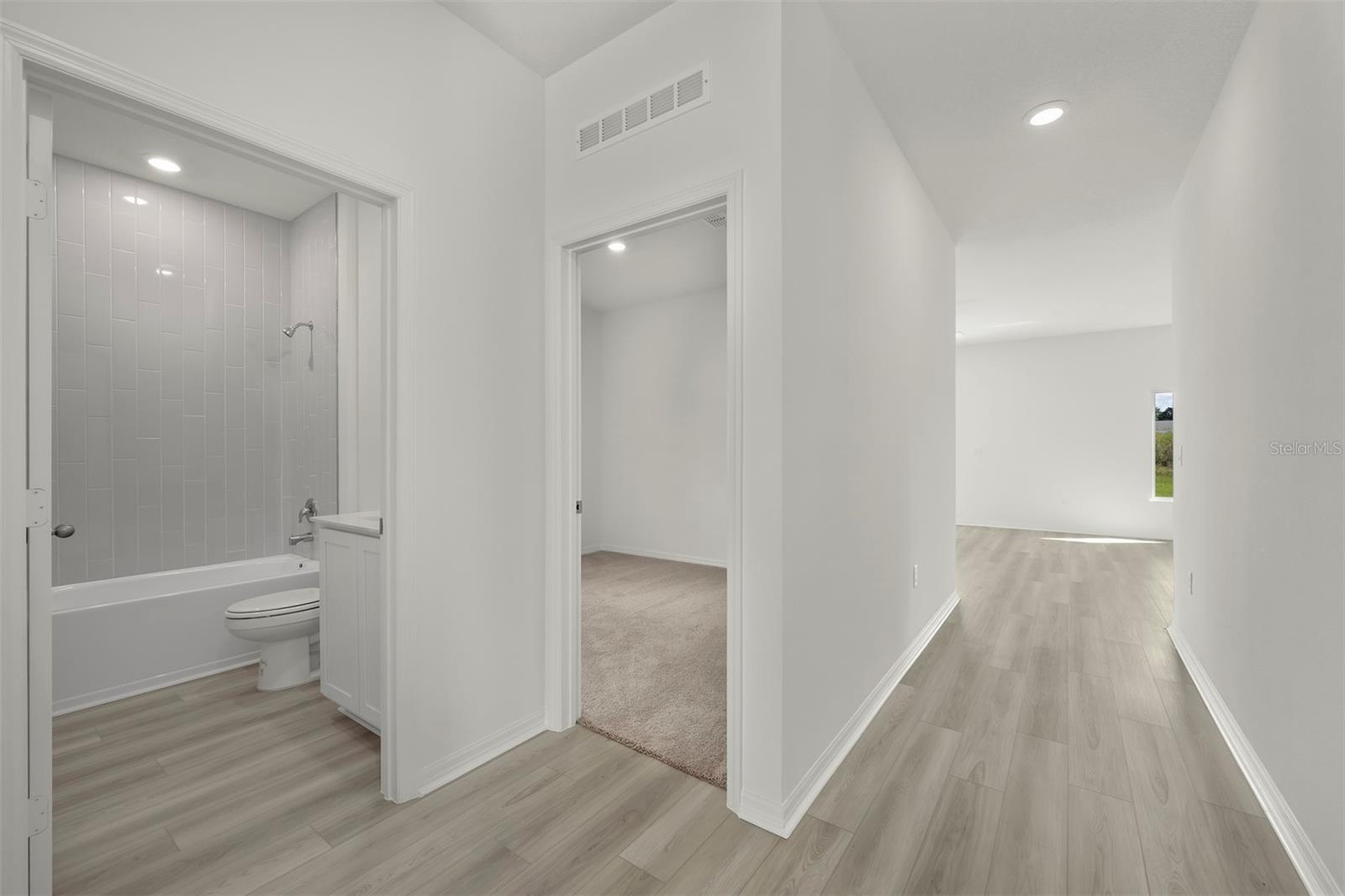 Image 11 of 31 For 1783 White Elephant Loop