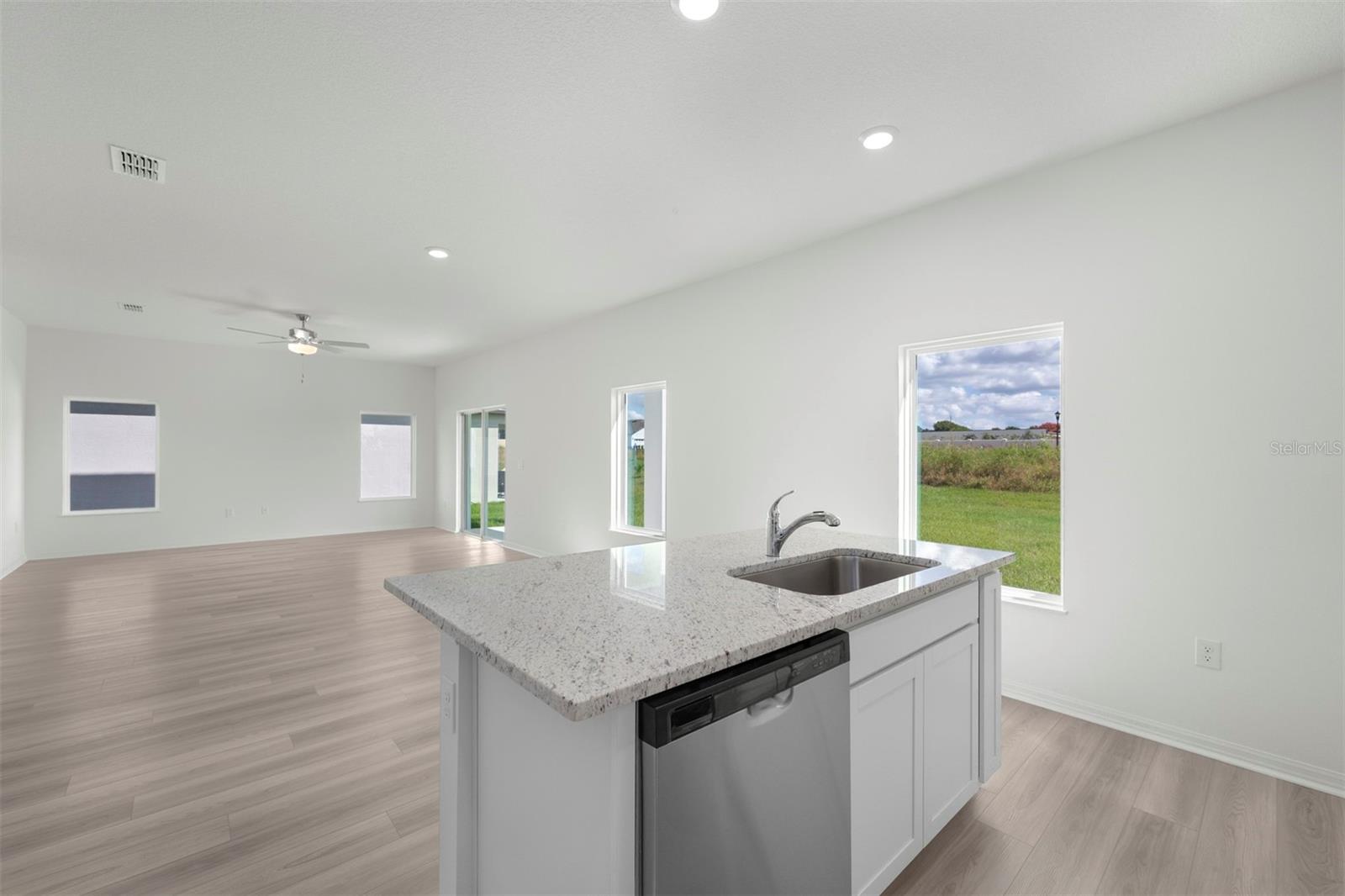 Image 7 of 31 For 1783 White Elephant Loop