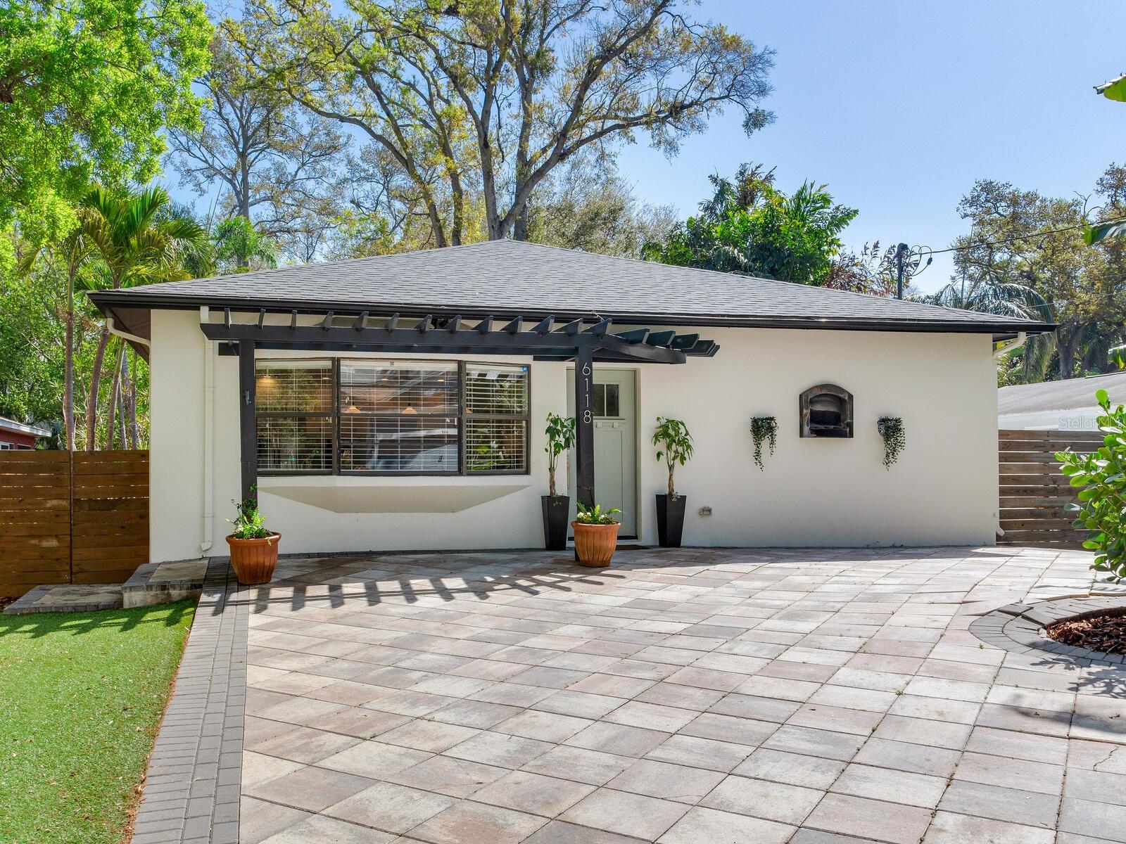 Image 3 of 49 For 6118 Elkins Avenue