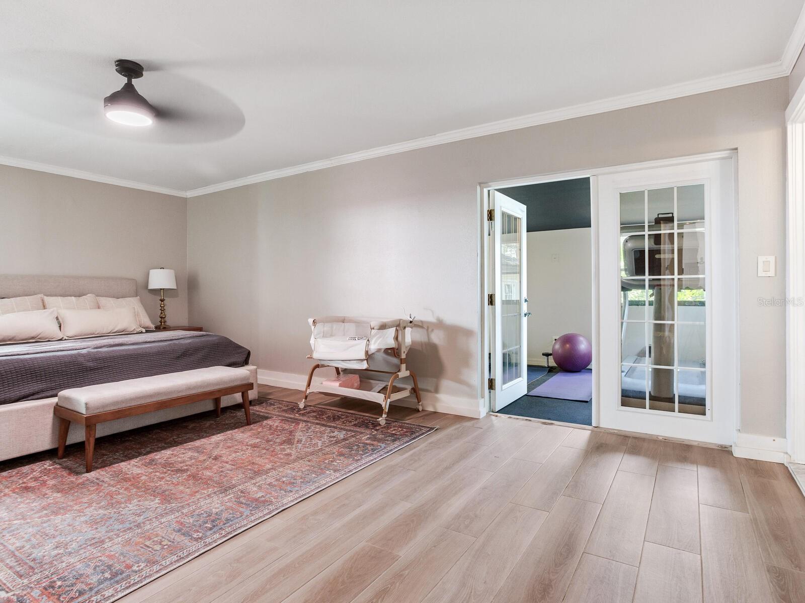 Image 34 of 49 For 6118 Elkins Avenue