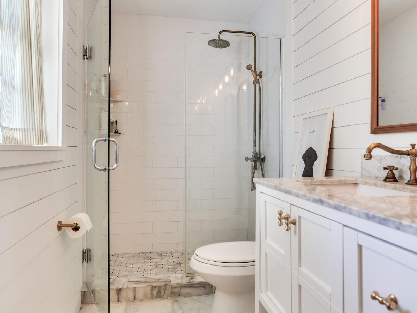 Image 39 of 49 For 6118 Elkins Avenue