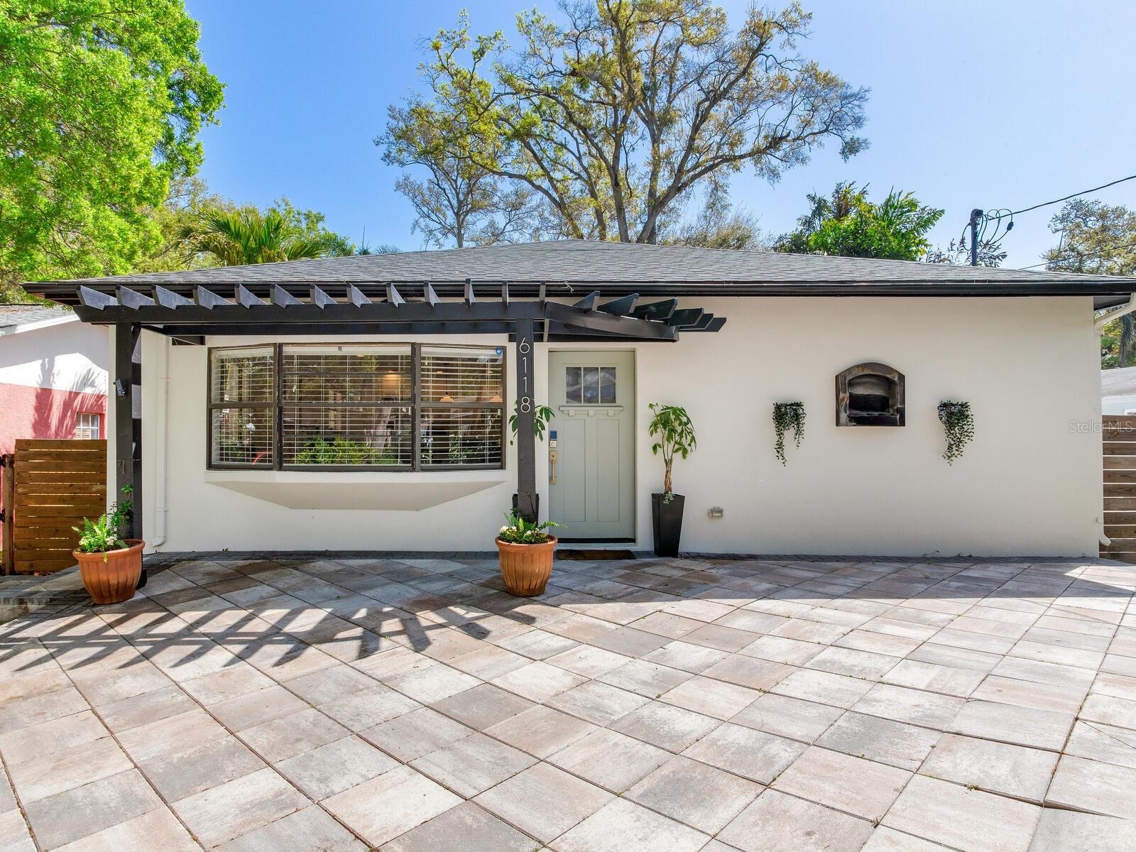 Image 4 of 49 For 6118 Elkins Avenue