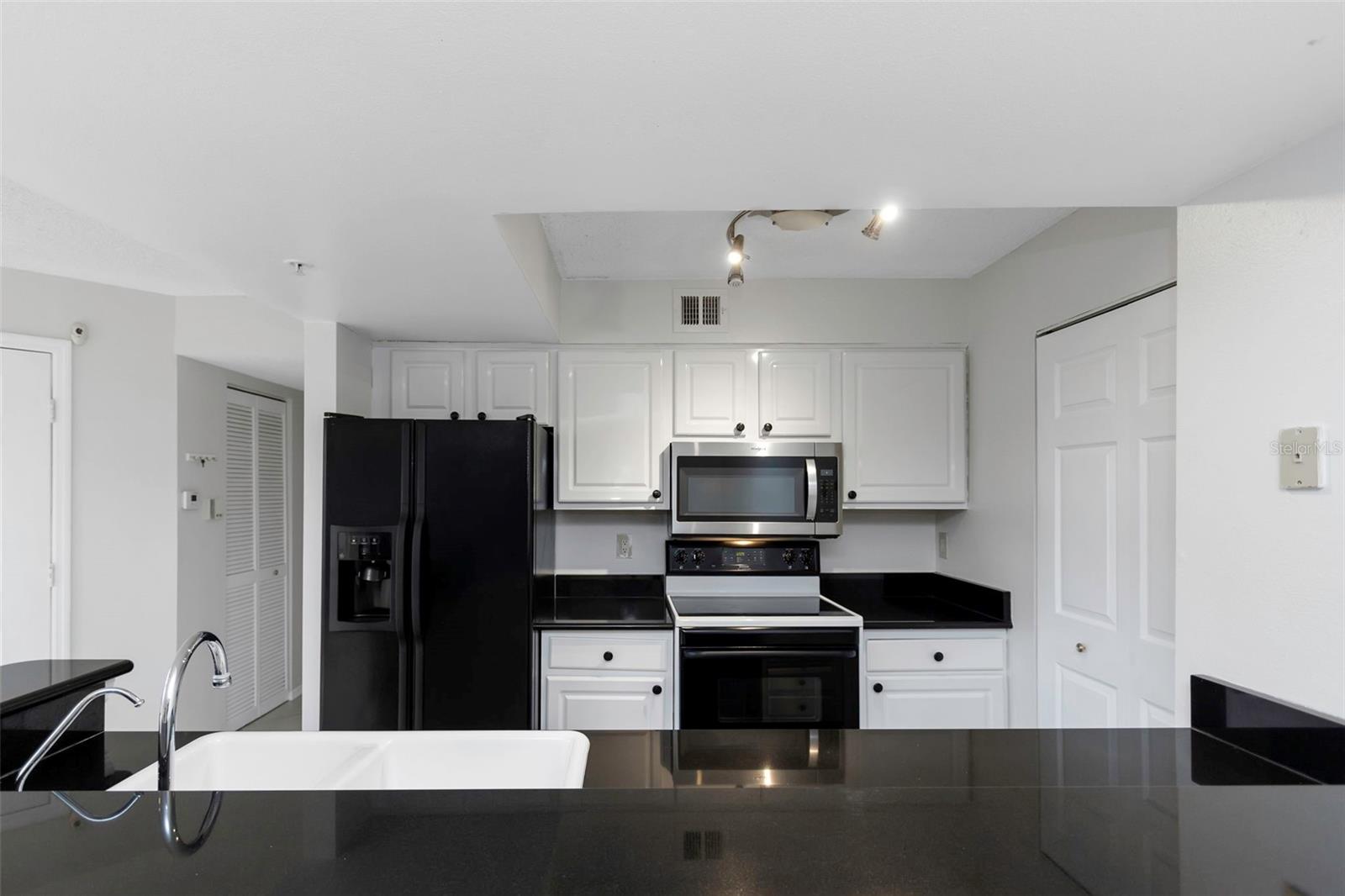 Image 7 of 18 For 2400 Feather Sound Drive 1328