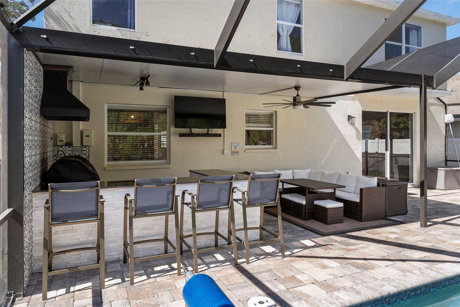 Image 33 of 49 For 18146 Bahama Bay Drive