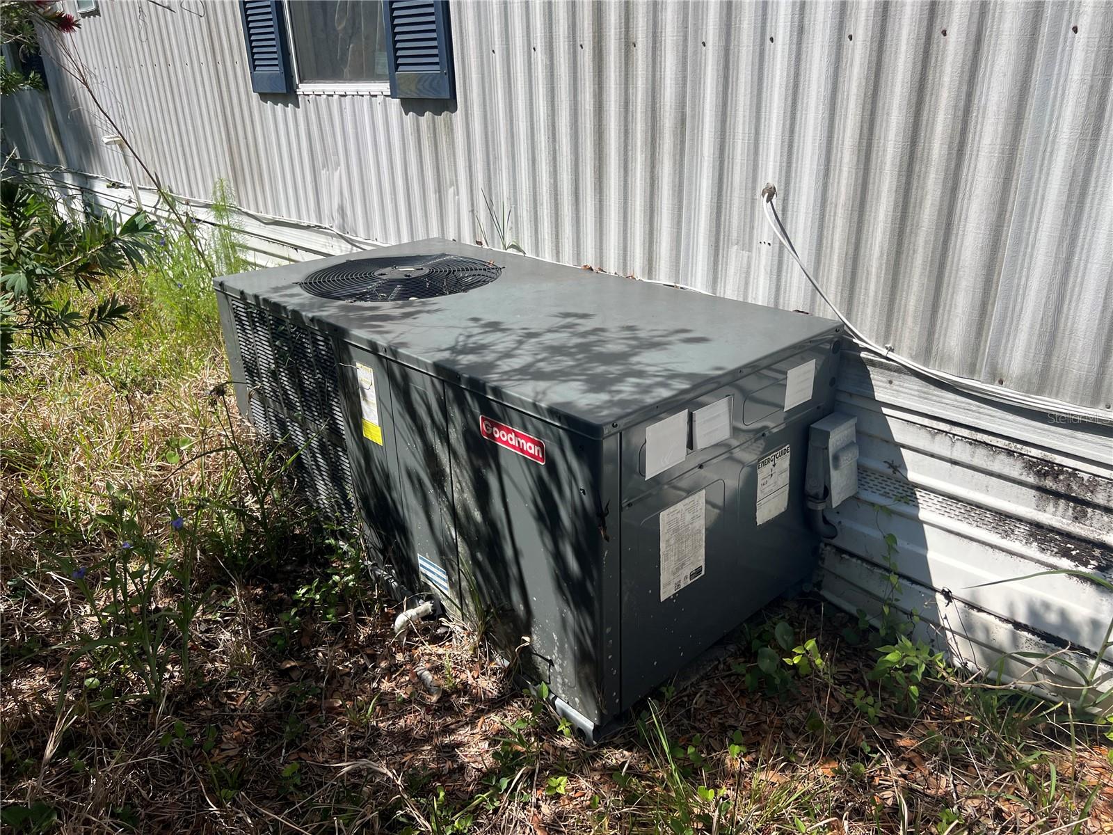 Image 7 of 10 For 12540 Gurnee Avenue