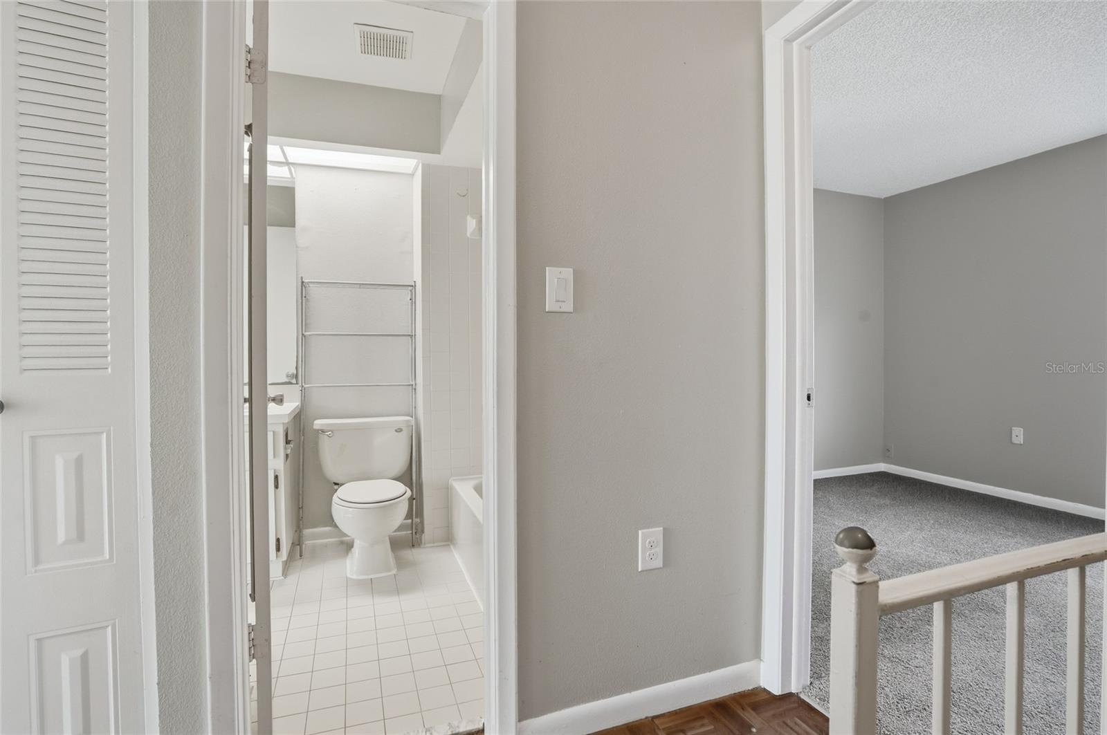 Image 13 of 25 For 6258 Oak Cluster Cir