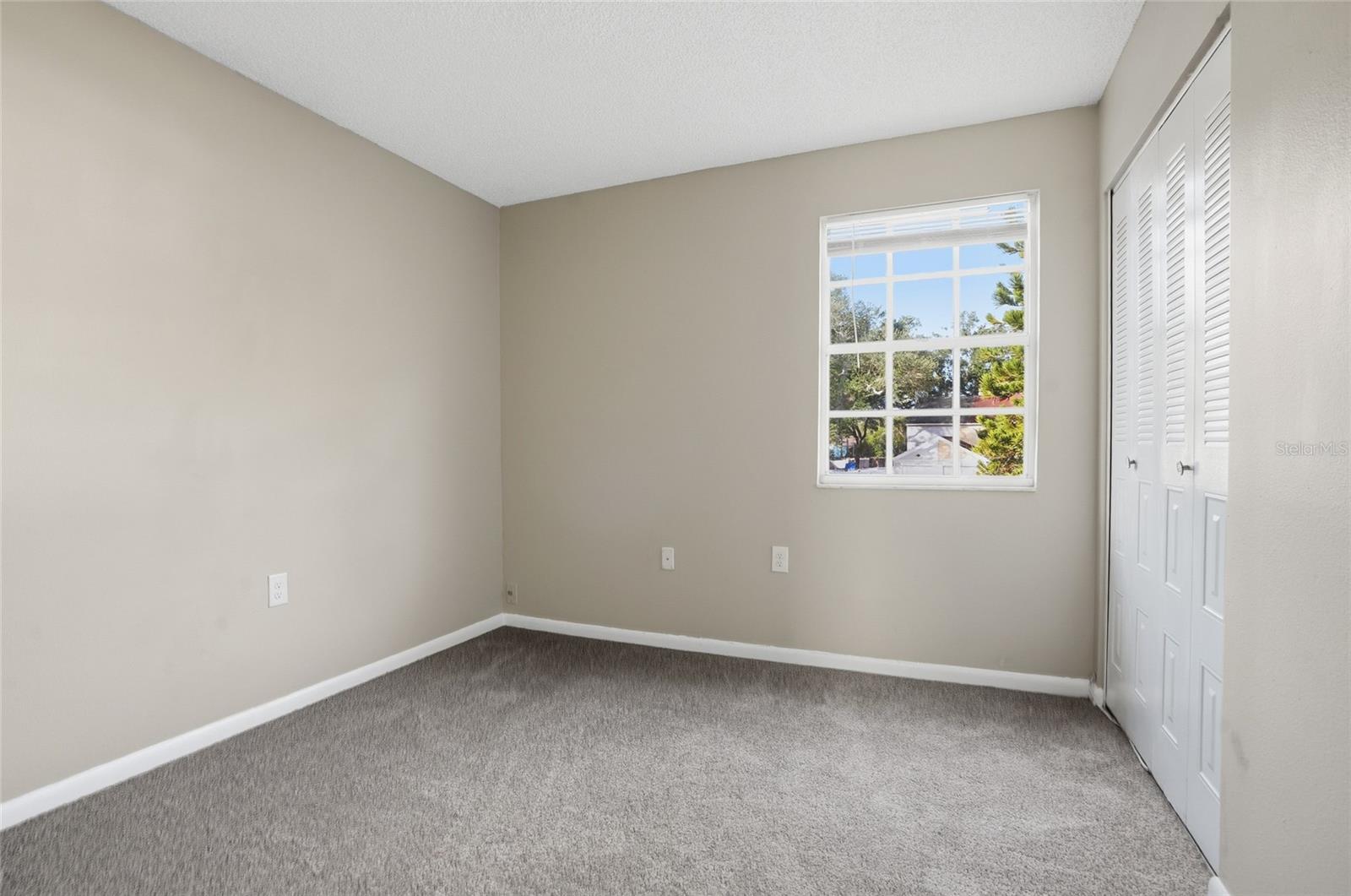 Image 16 of 25 For 6258 Oak Cluster Cir