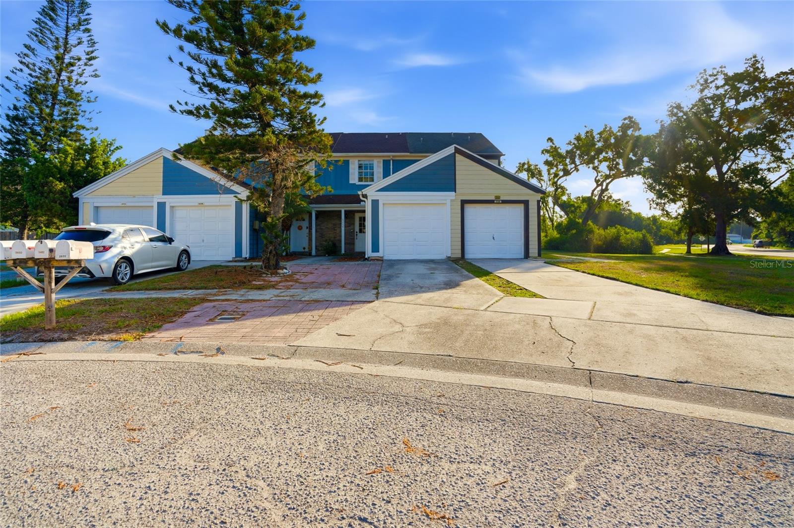 Image 2 of 25 For 6258 Oak Cluster Cir