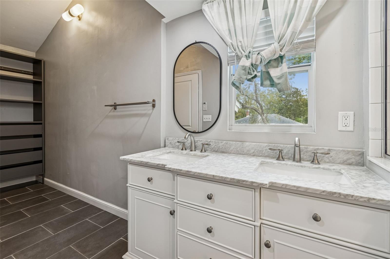 Image 21 of 34 For 1206 Crenshaw Street