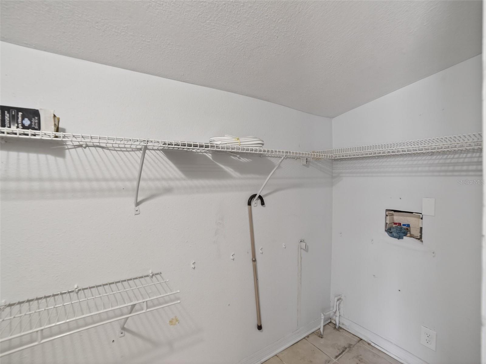 Listing photo id 4 for 10119 Ashley Street