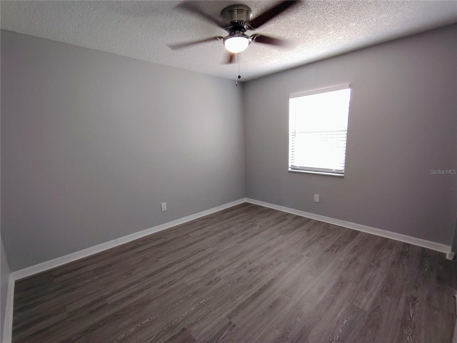 Image 12 of 19 For 9435 Lynn Lane B