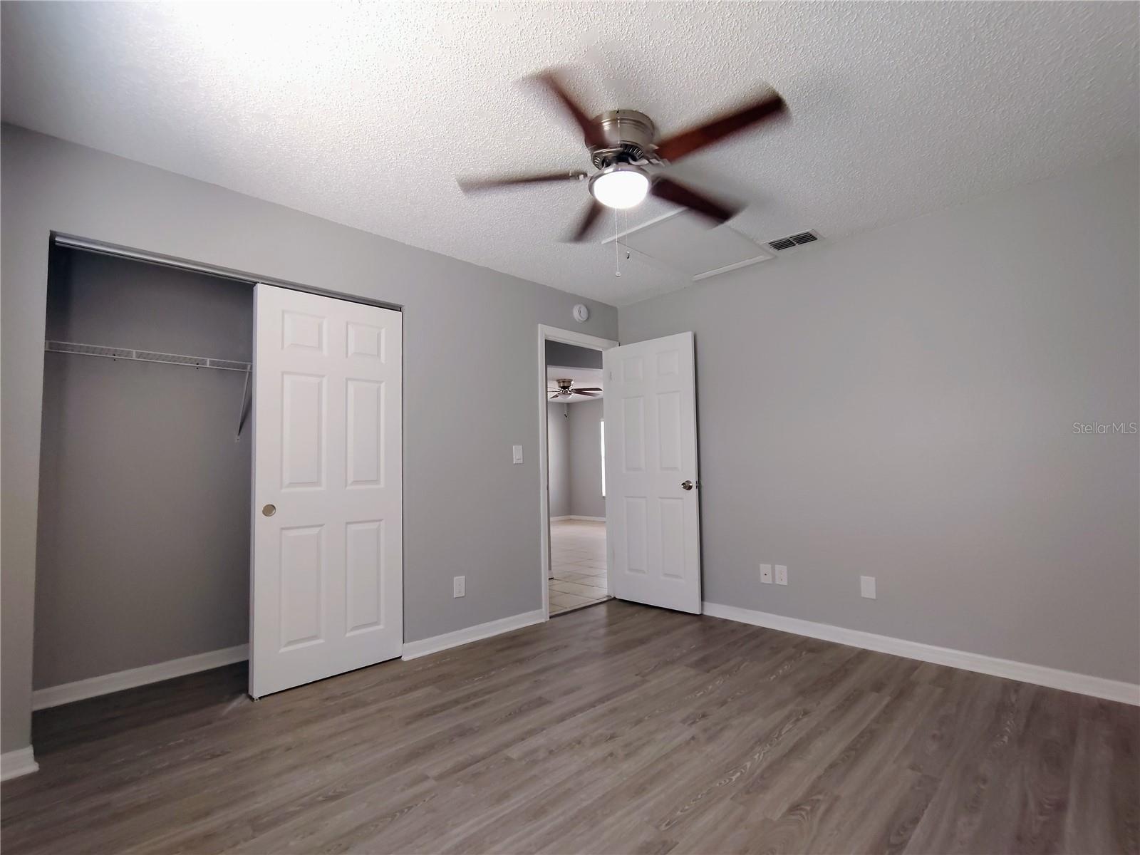 Image 13 of 19 For 9435 Lynn Lane B