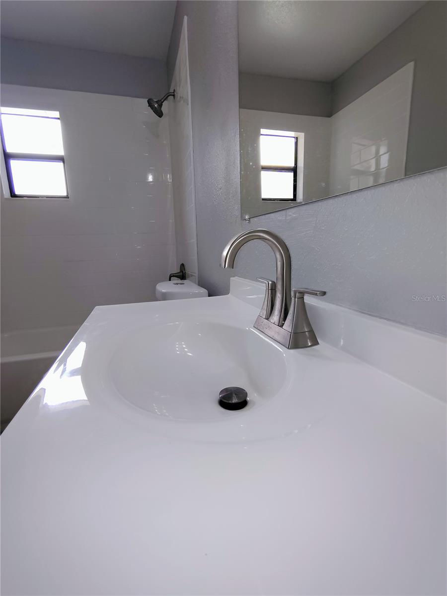 Image 17 of 19 For 9435 Lynn Lane B