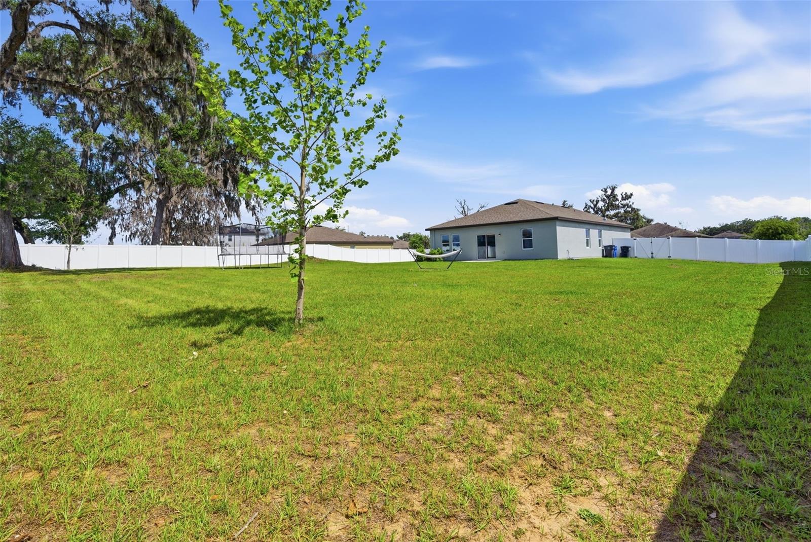 Image 29 of 39 For 814 Highgate Oaks Place