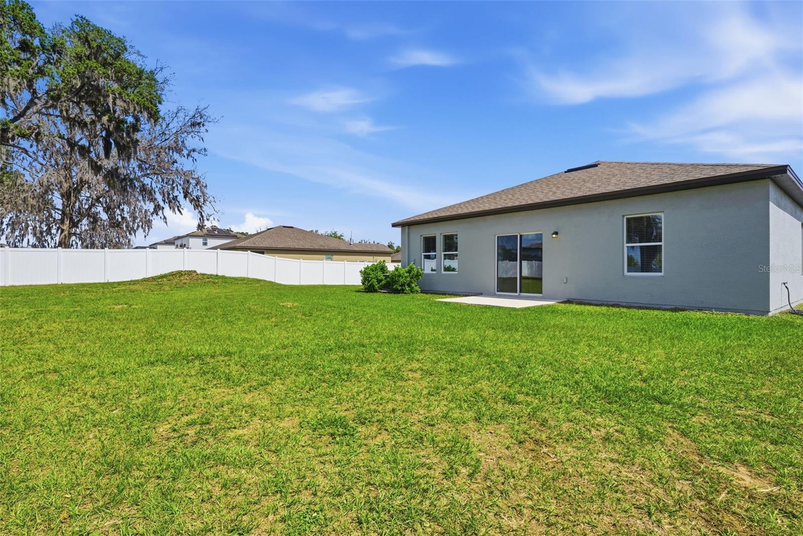 Image 33 of 39 For 814 Highgate Oaks Place