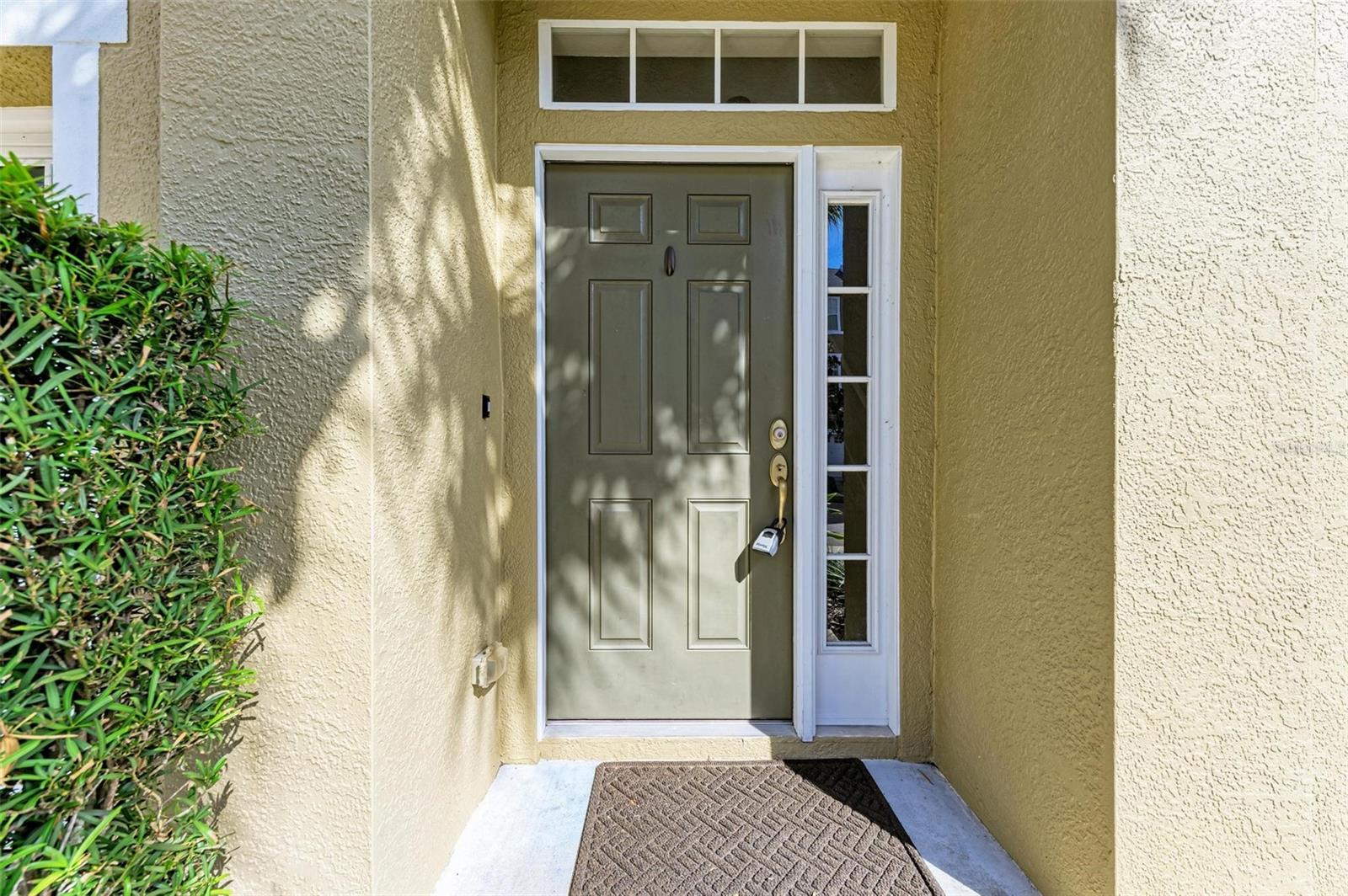 Image 4 of 60 For 3047 Pointeview Drive