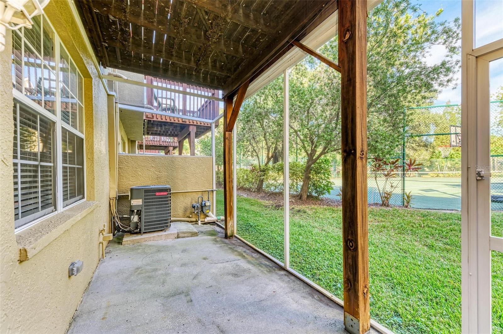 Image 40 of 60 For 3047 Pointeview Drive