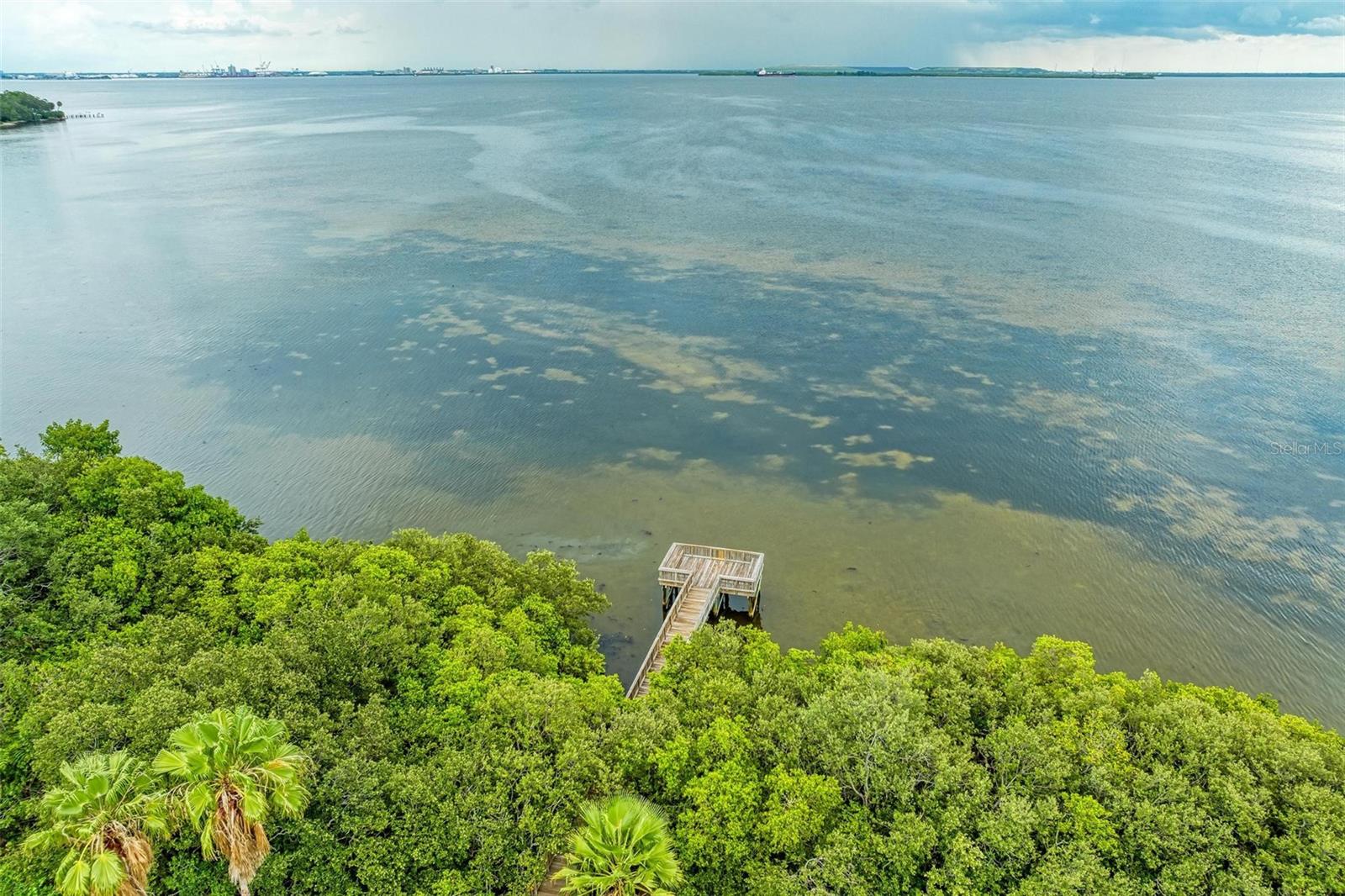 Image 57 of 60 For 3047 Pointeview Drive