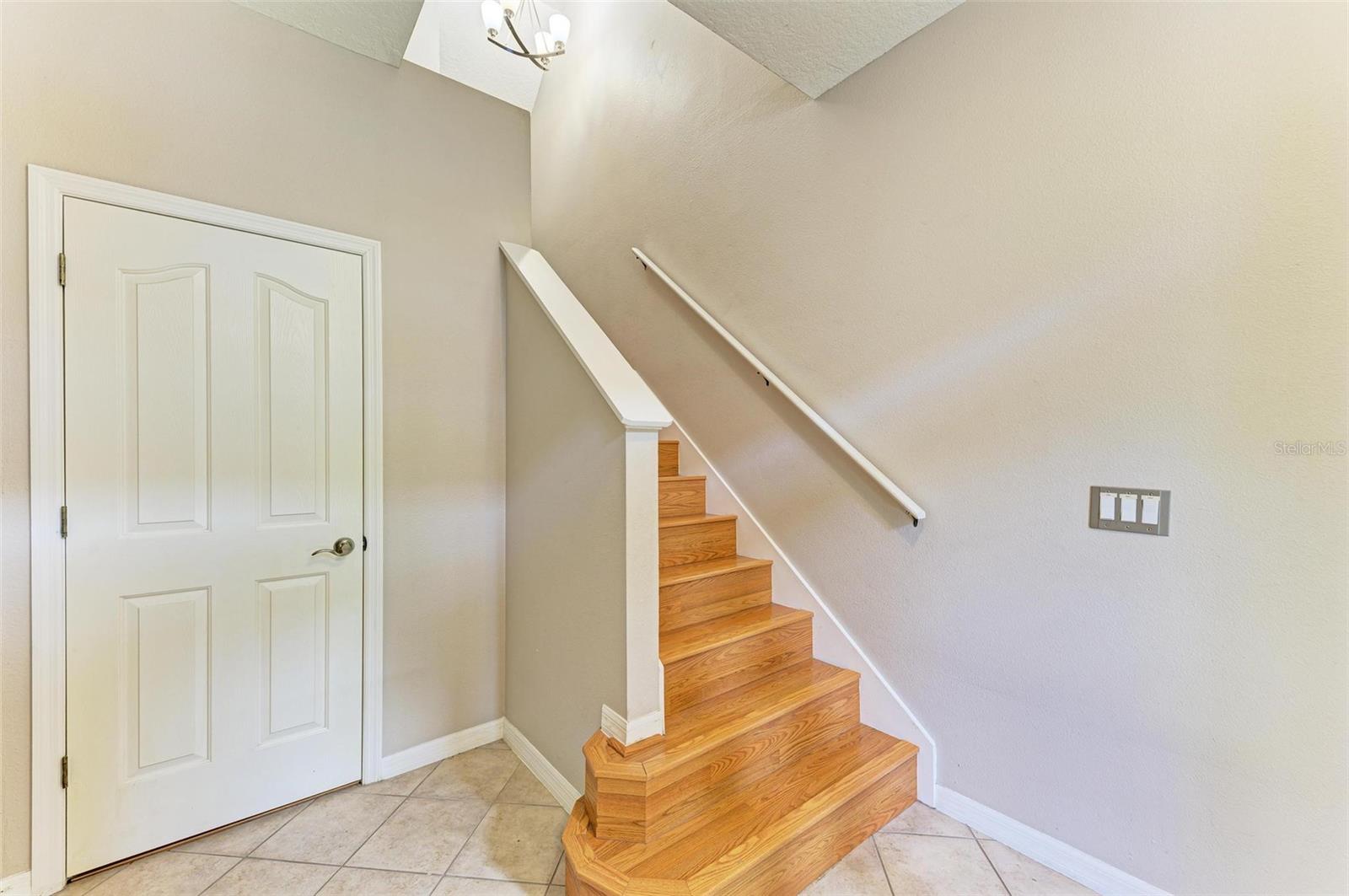 Image 6 of 60 For 3047 Pointeview Drive