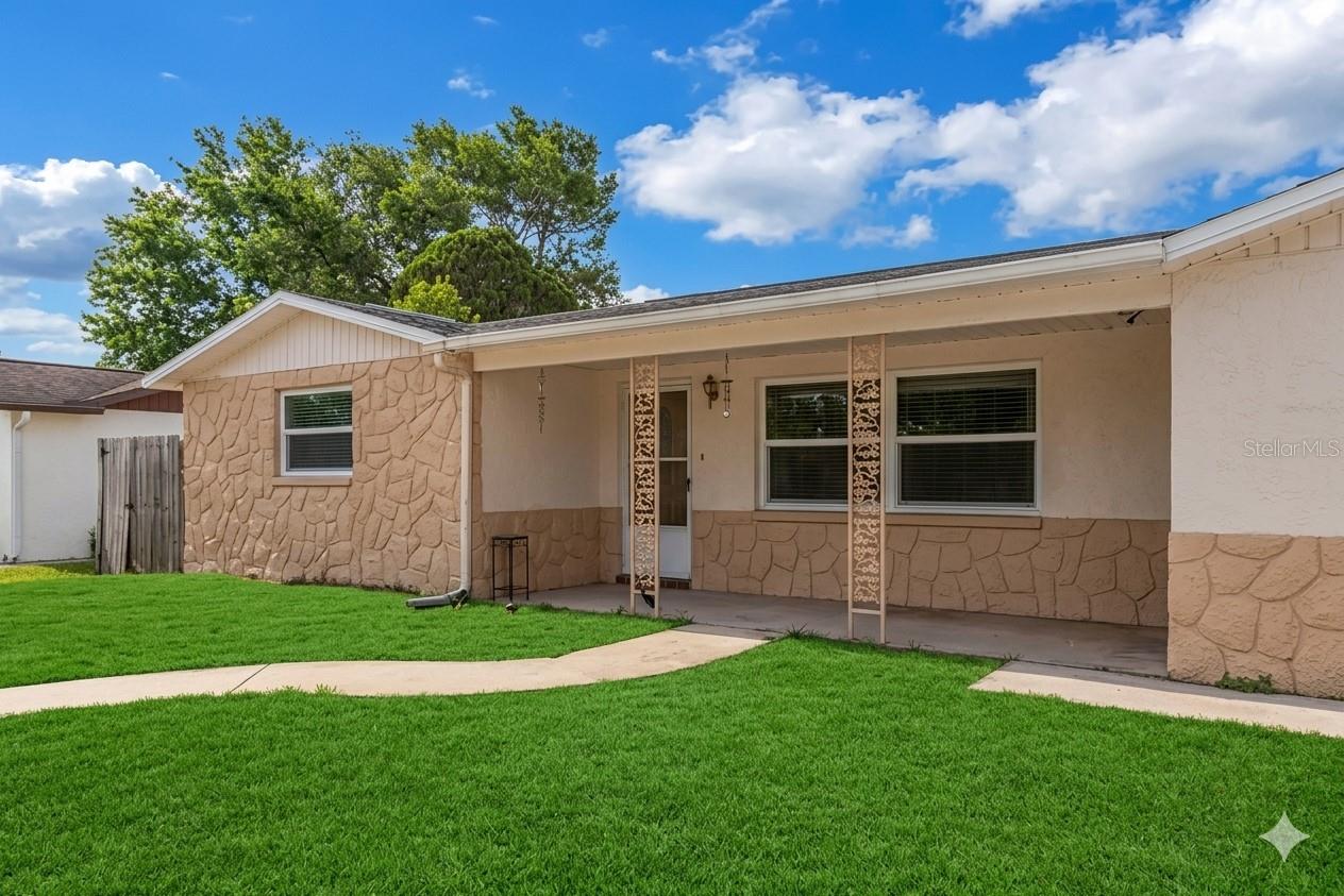 Image 2 of 16 For 6032 2nd Avenue