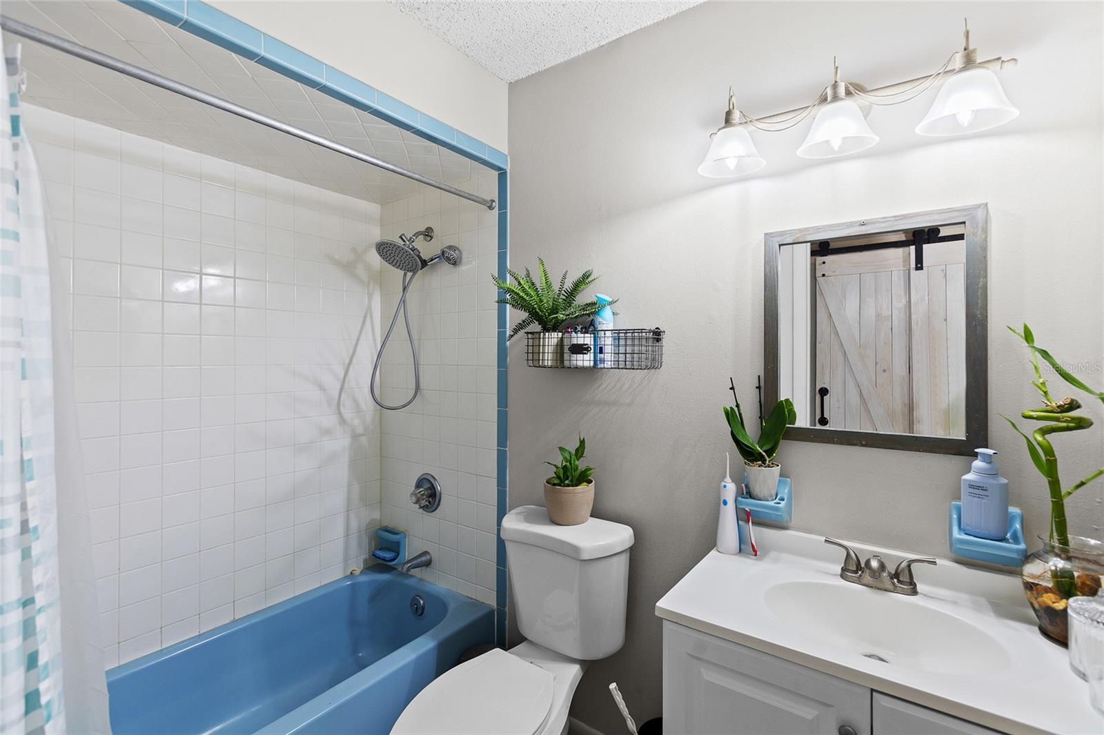 Image 16 of 42 For 5420 Gwendolyn Path