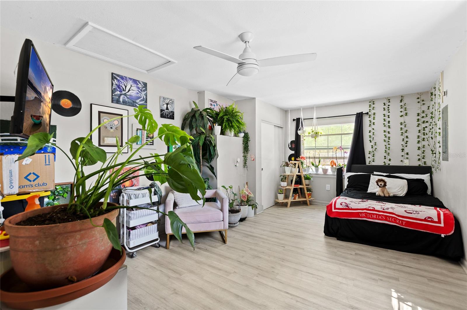 Image 23 of 42 For 5420 Gwendolyn Path