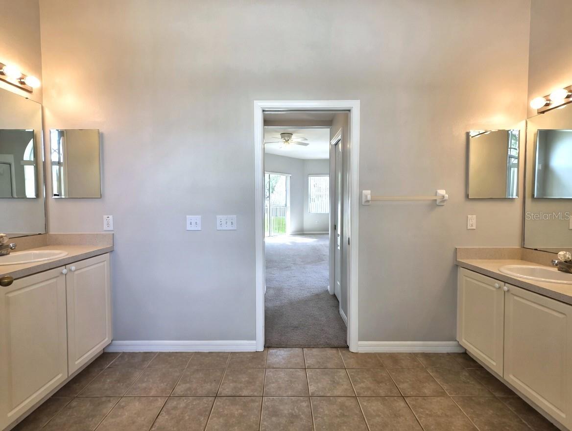 Image 11 of 14 For 10805 Australian Pine Drive