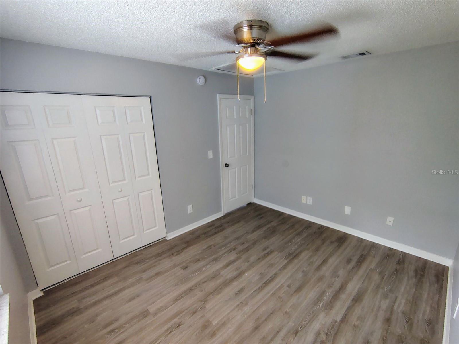 Image 5 of 10 For 9467 Lynn Lane B