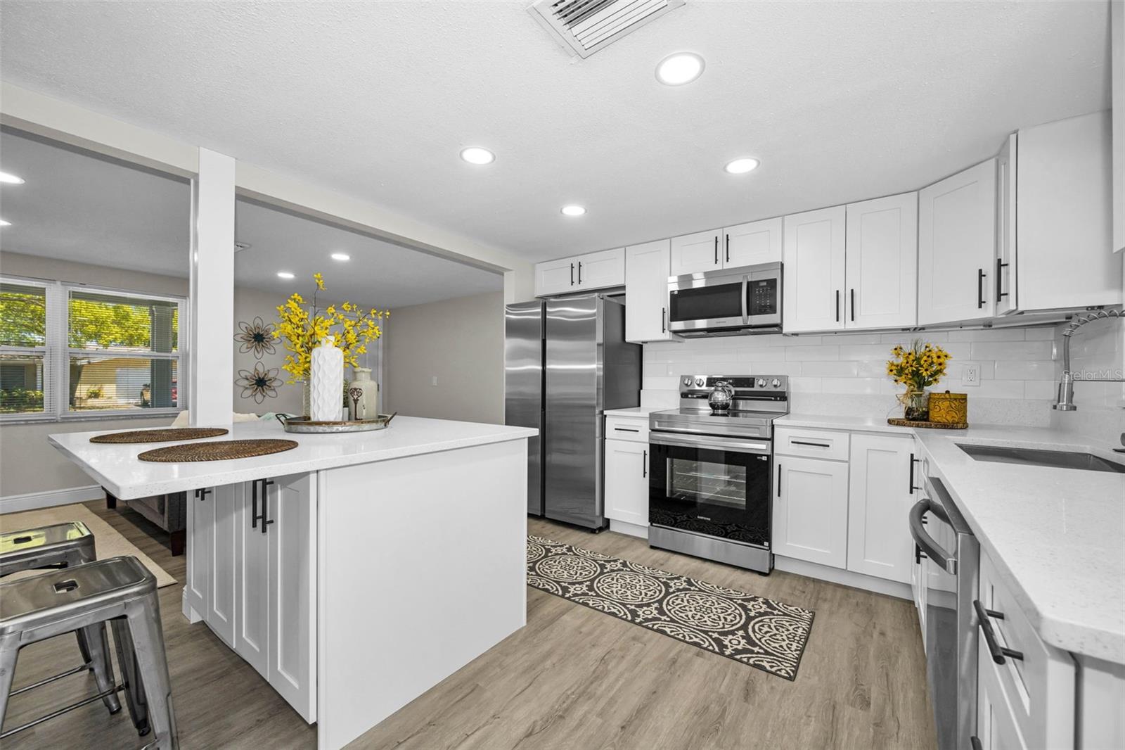 Image 10 of 26 For 8733 Cochise Lane