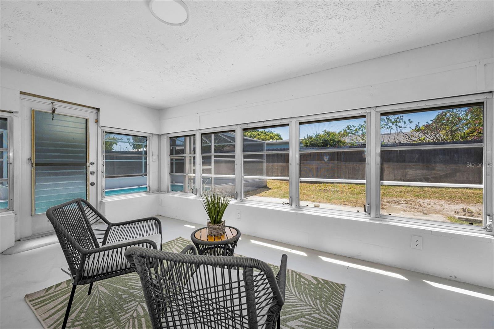 Image 21 of 26 For 8733 Cochise Lane