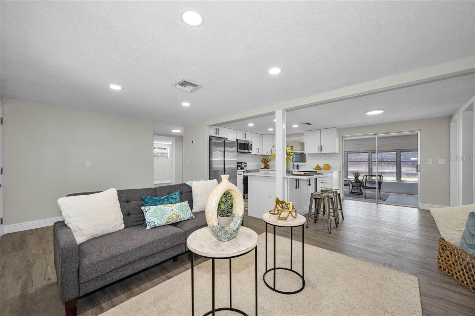 Image 5 of 26 For 8733 Cochise Lane