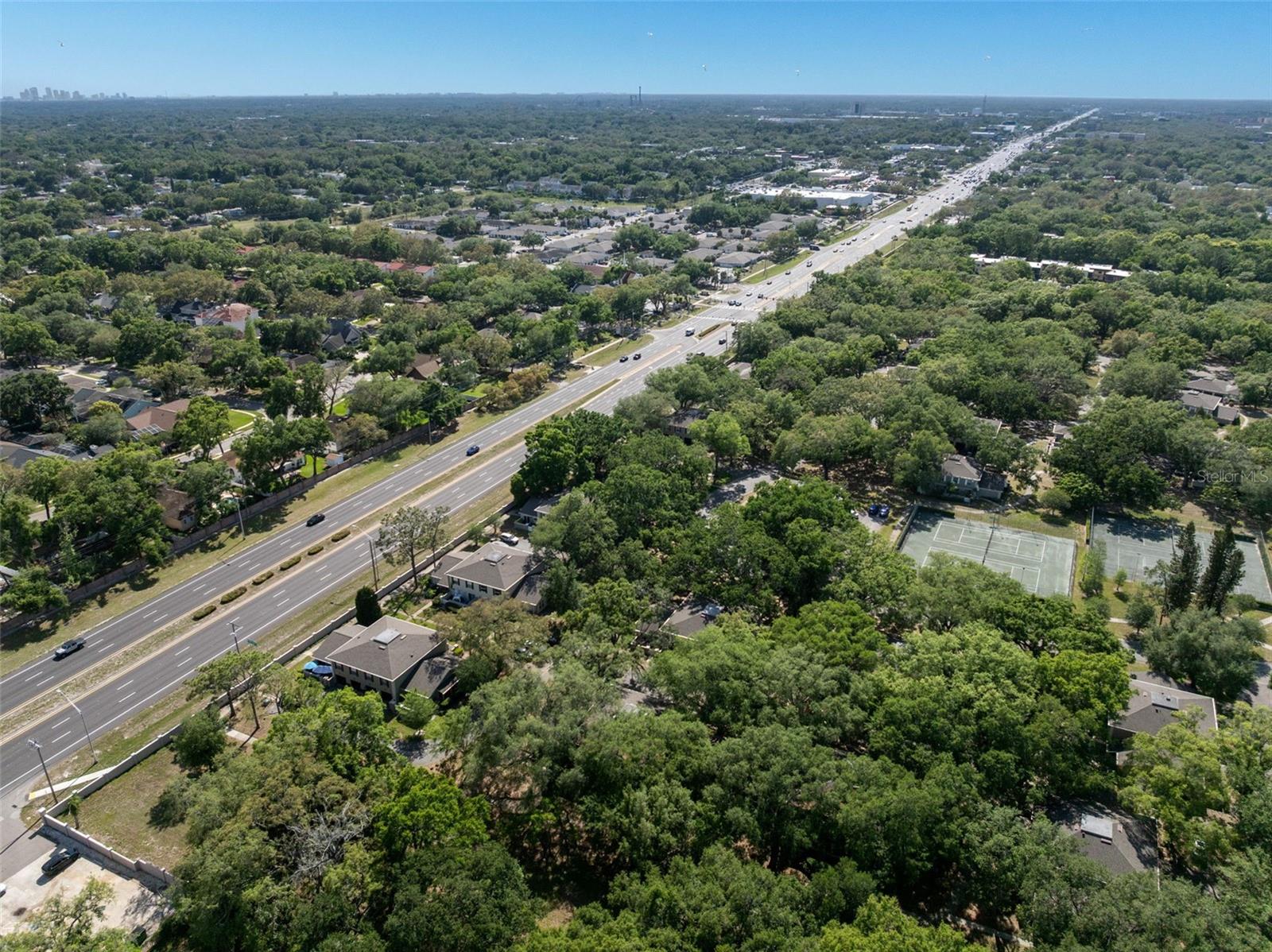 Image 35 of 38 For 6322 Treetop Circle