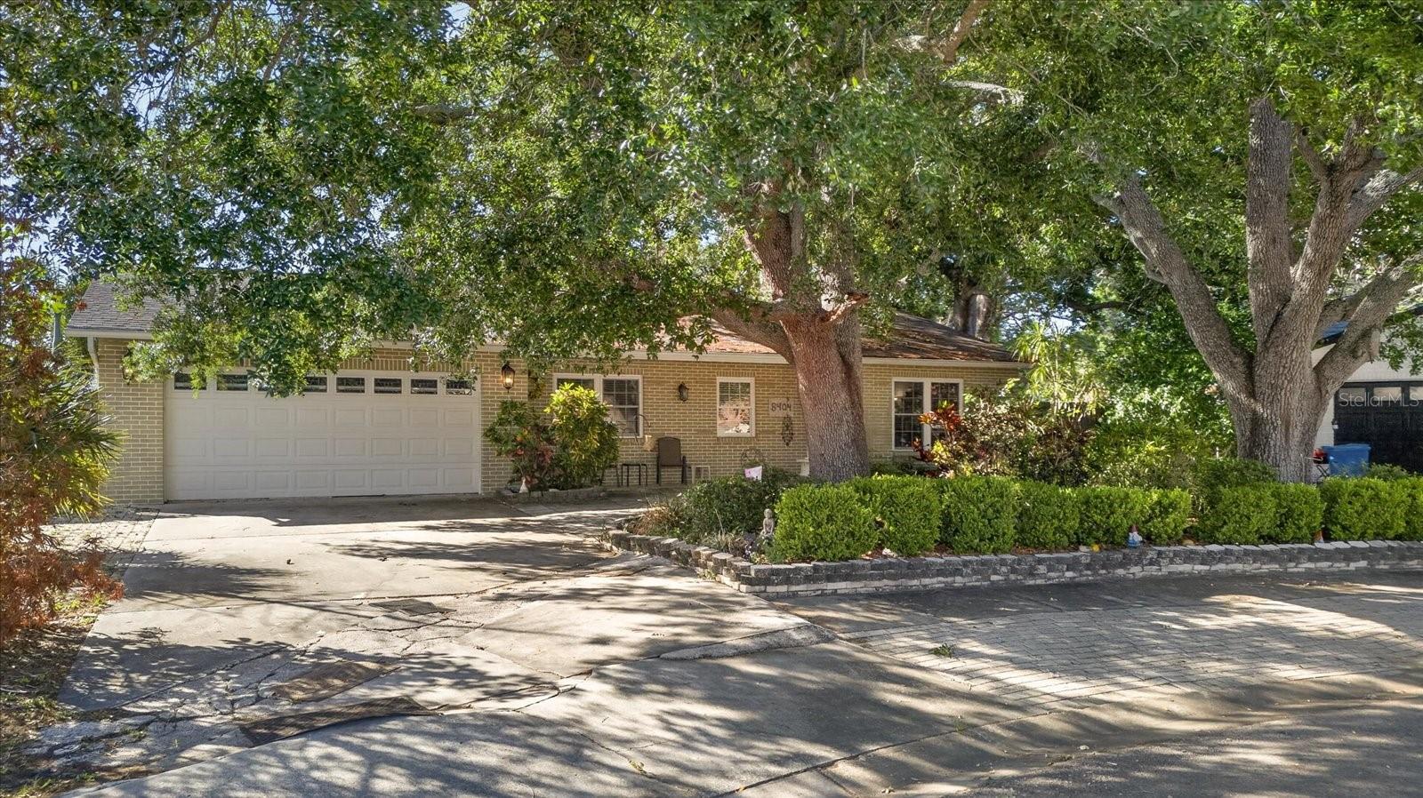 Details for 8404 Sandstone Court, TAMPA, FL 33615