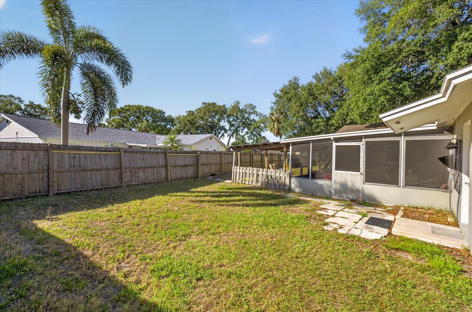 Image 17 of 24 For 8404 Sandstone Court