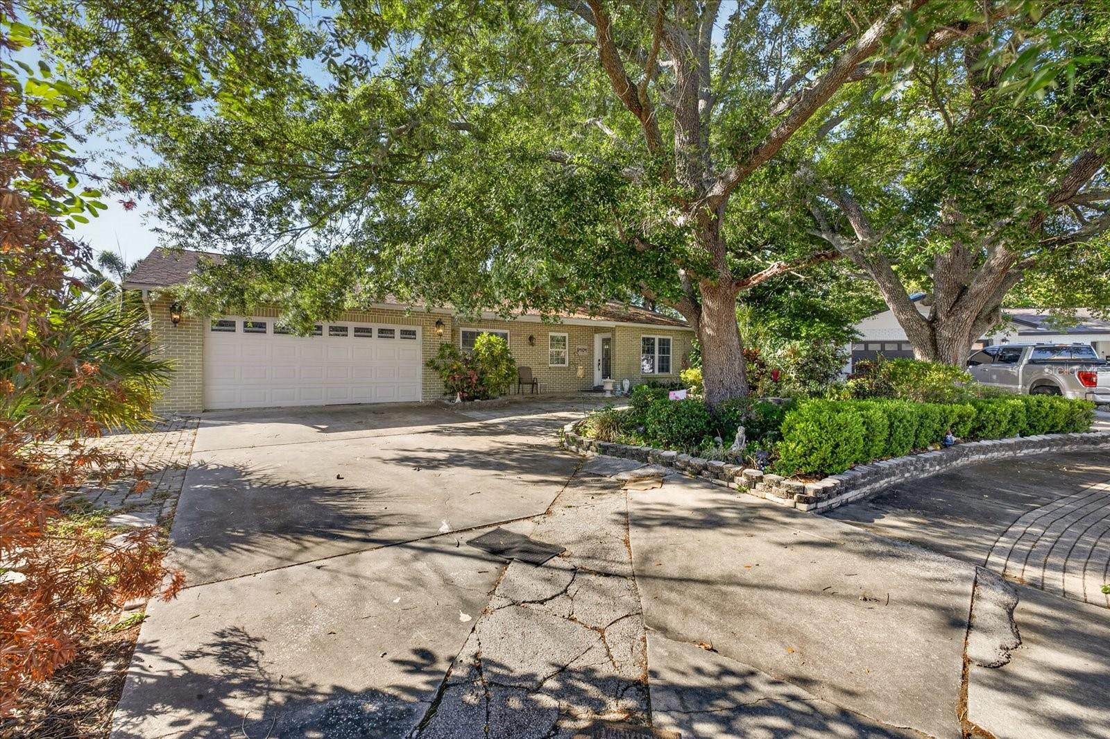 Image 23 of 24 For 8404 Sandstone Court