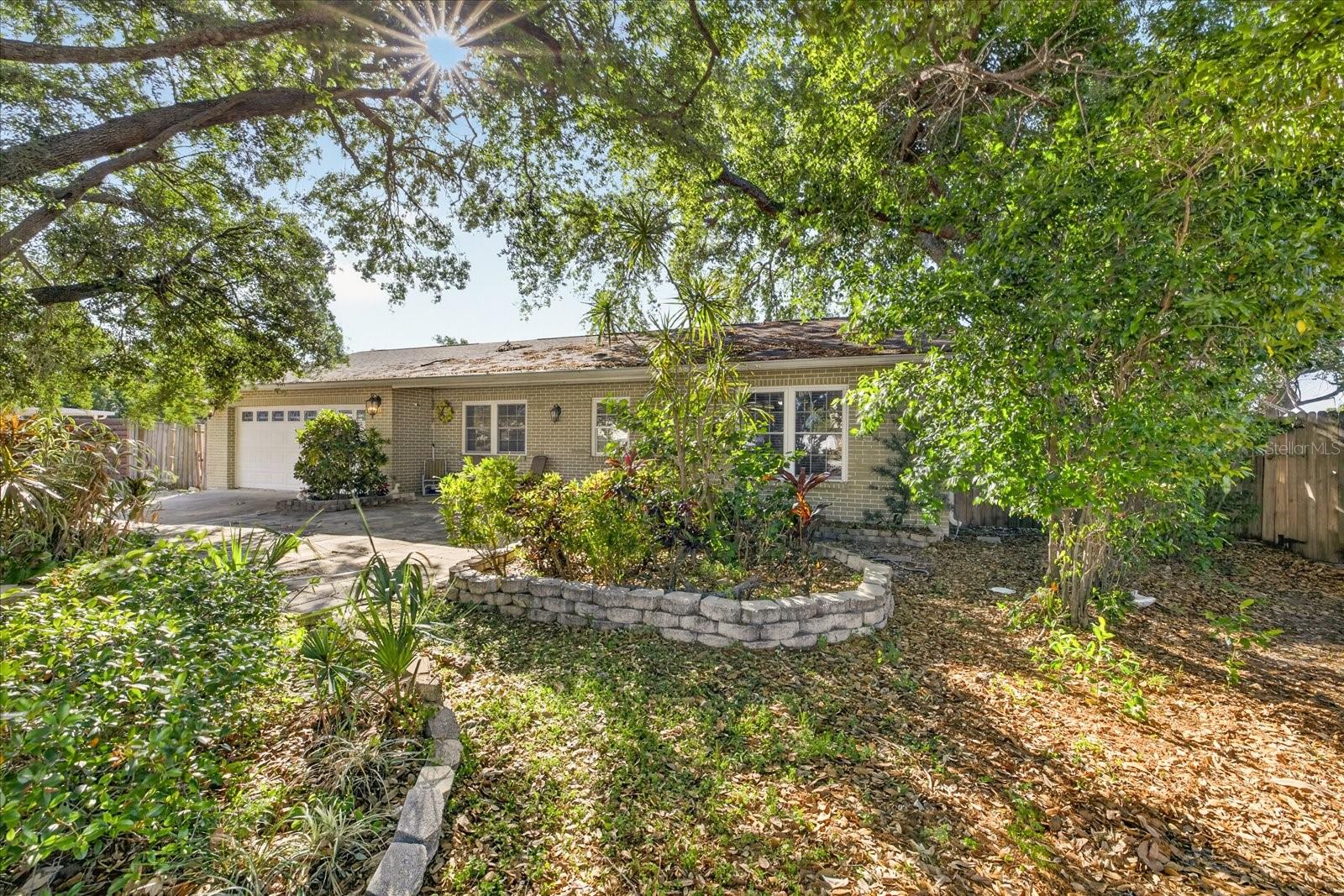 Image 3 of 24 For 8404 Sandstone Court