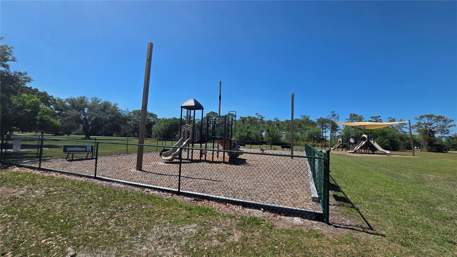 Image 4 of 7 For Gaillardia Drive