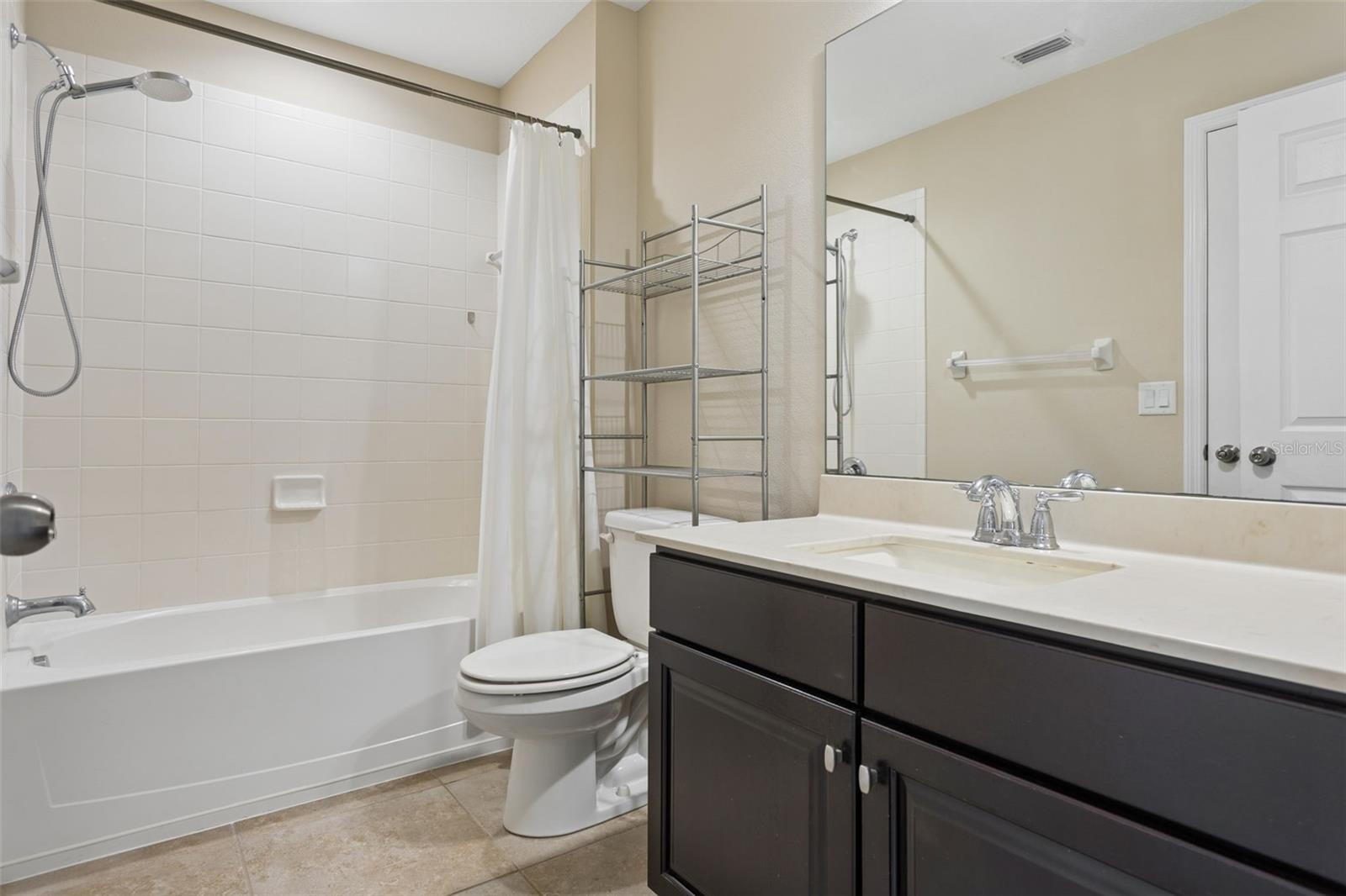 Image 17 of 47 For 19546 Whispering Brook Drive