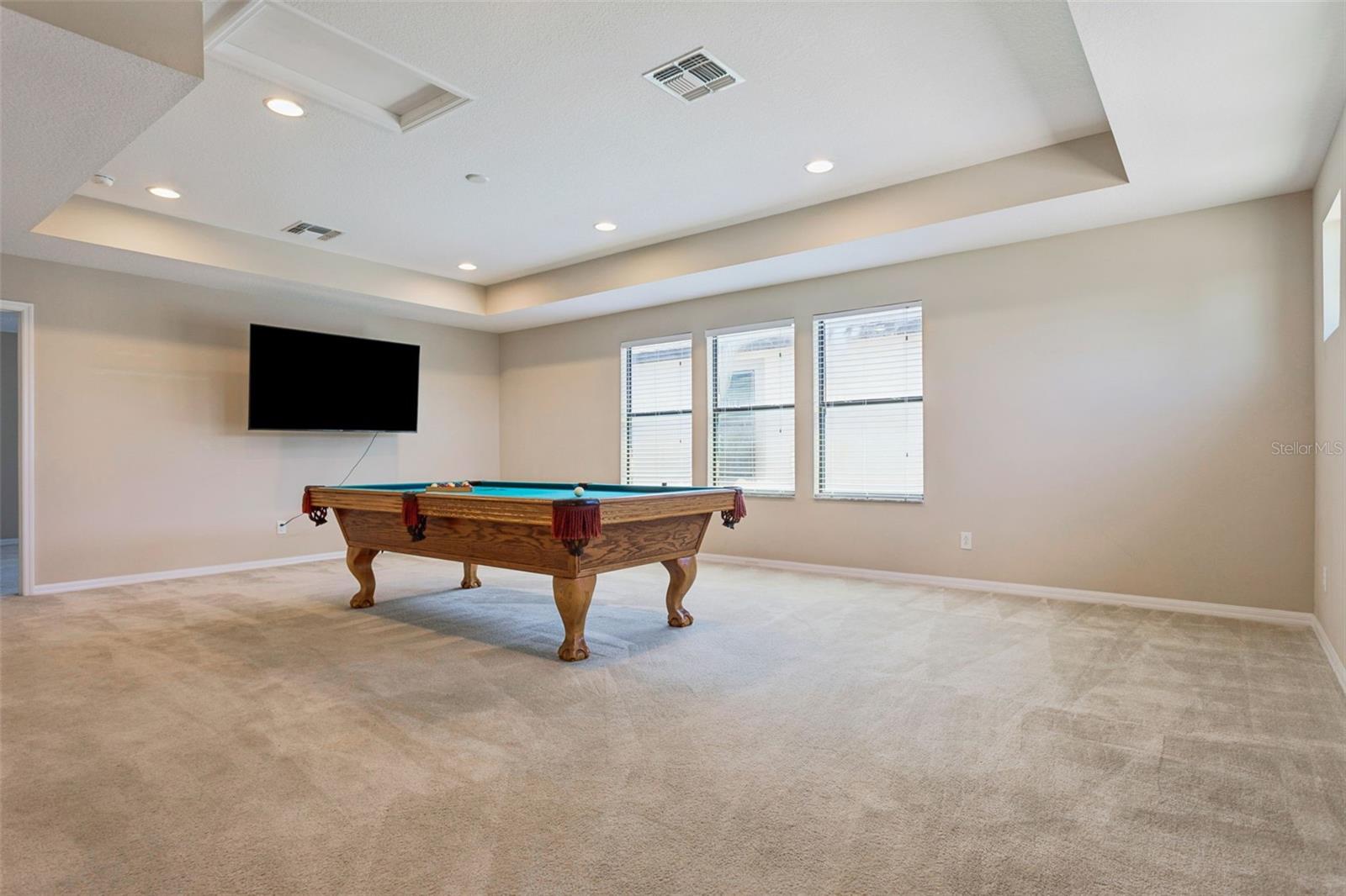 Image 18 of 47 For 19546 Whispering Brook Drive