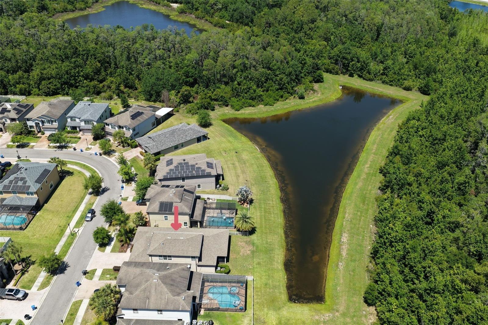 Image 36 of 47 For 19546 Whispering Brook Drive