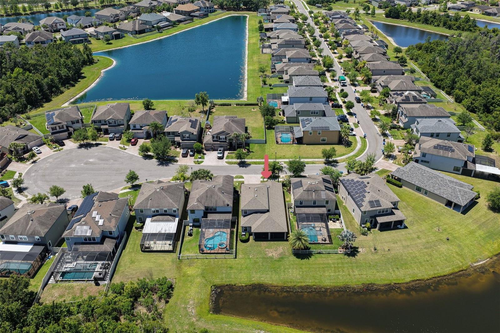 Image 37 of 47 For 19546 Whispering Brook Drive