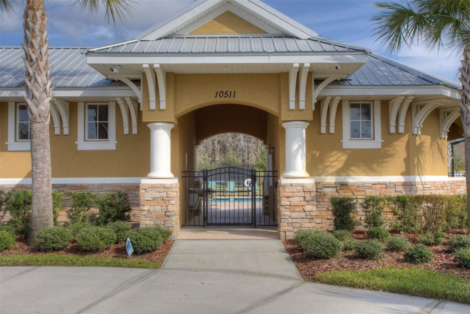 Image 43 of 47 For 19546 Whispering Brook Drive