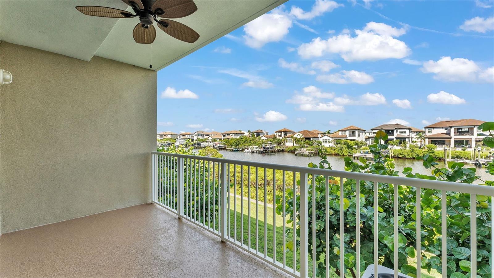 Image 14 of 33 For 549 Bahia Beach Boulevard