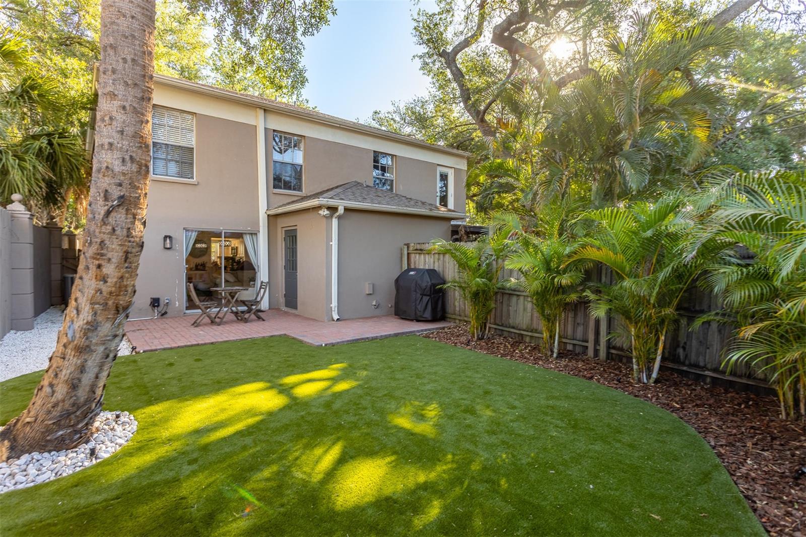 Image 2 of 21 For 2526 Kansas Avenue B