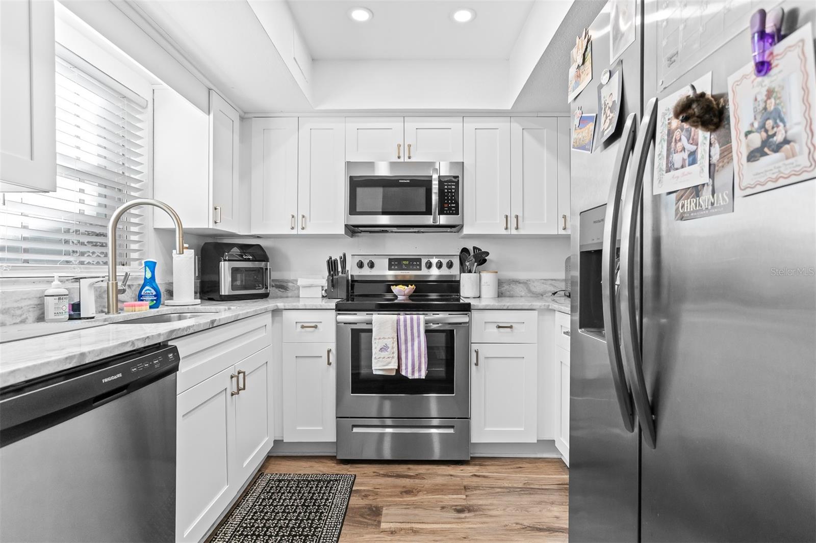 Image 7 of 21 For 2526 Kansas Avenue B