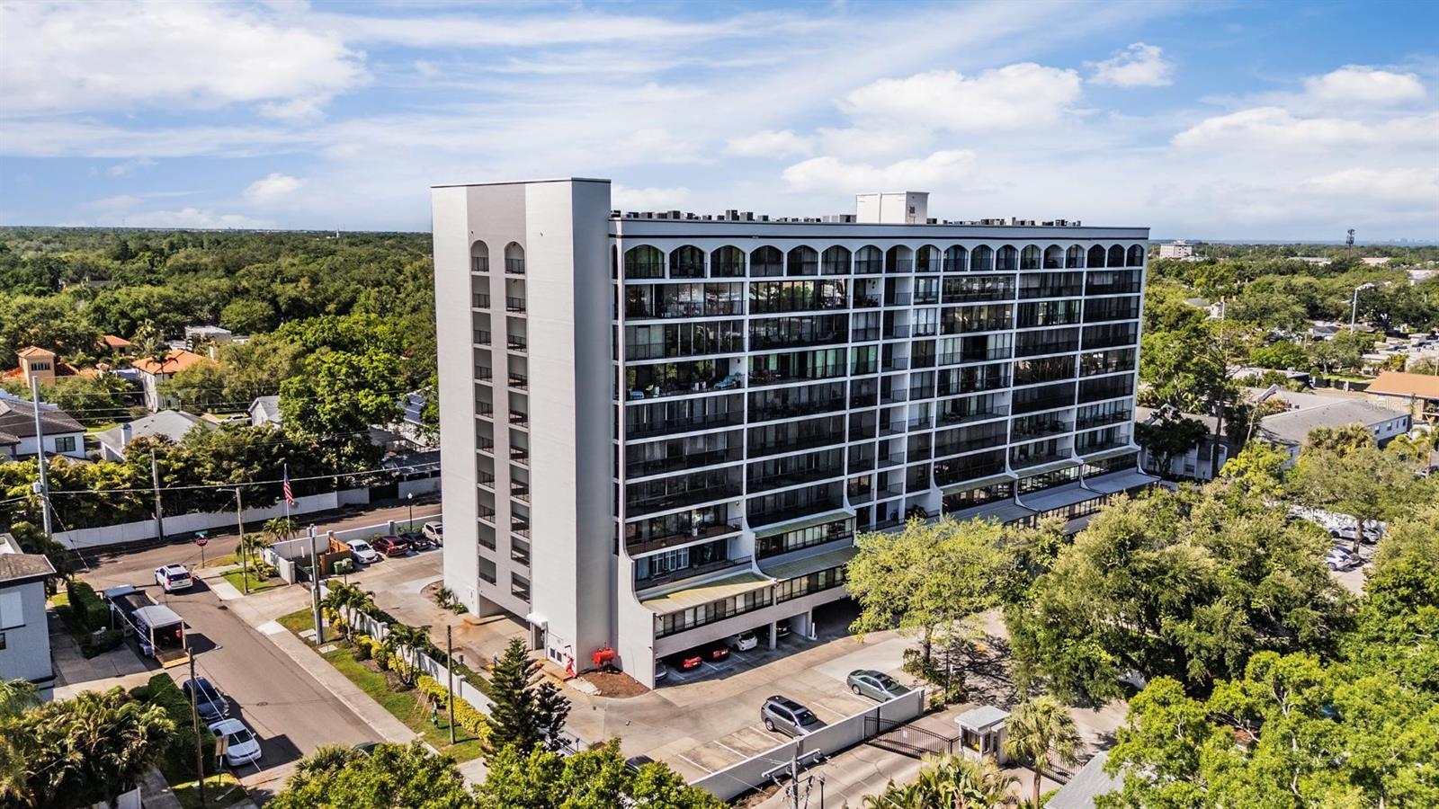 Image 2 of 43 For 3211 Swann Avenue 707