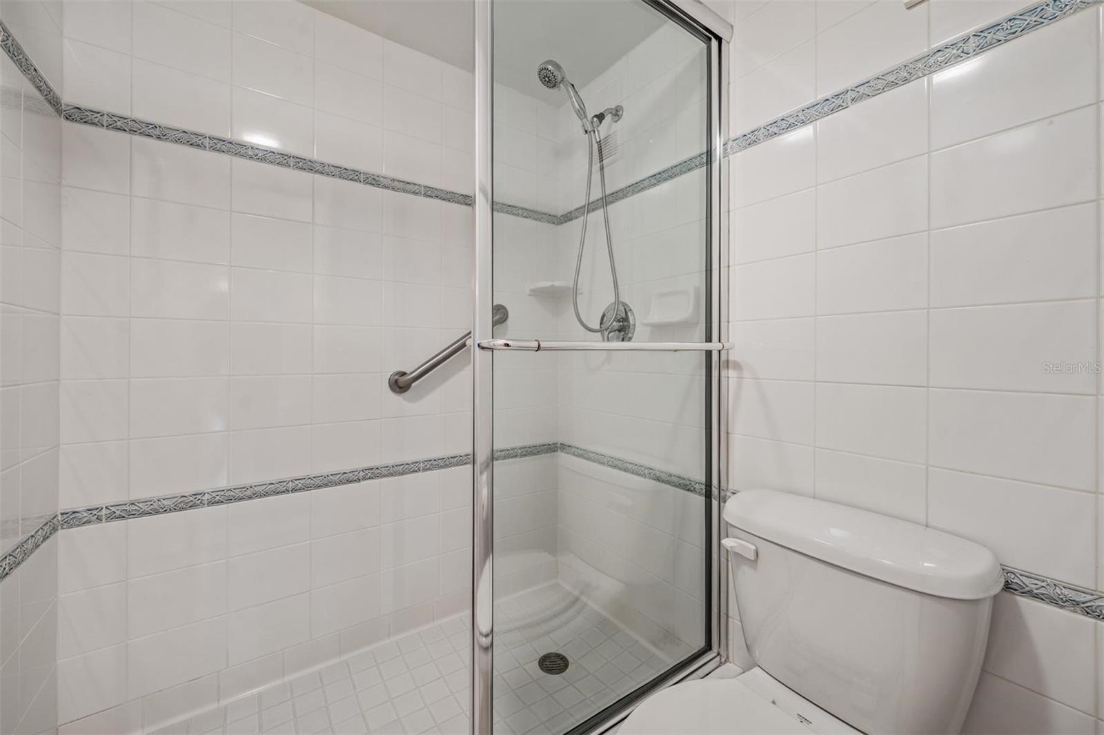 Image 23 of 43 For 3211 Swann Avenue 707