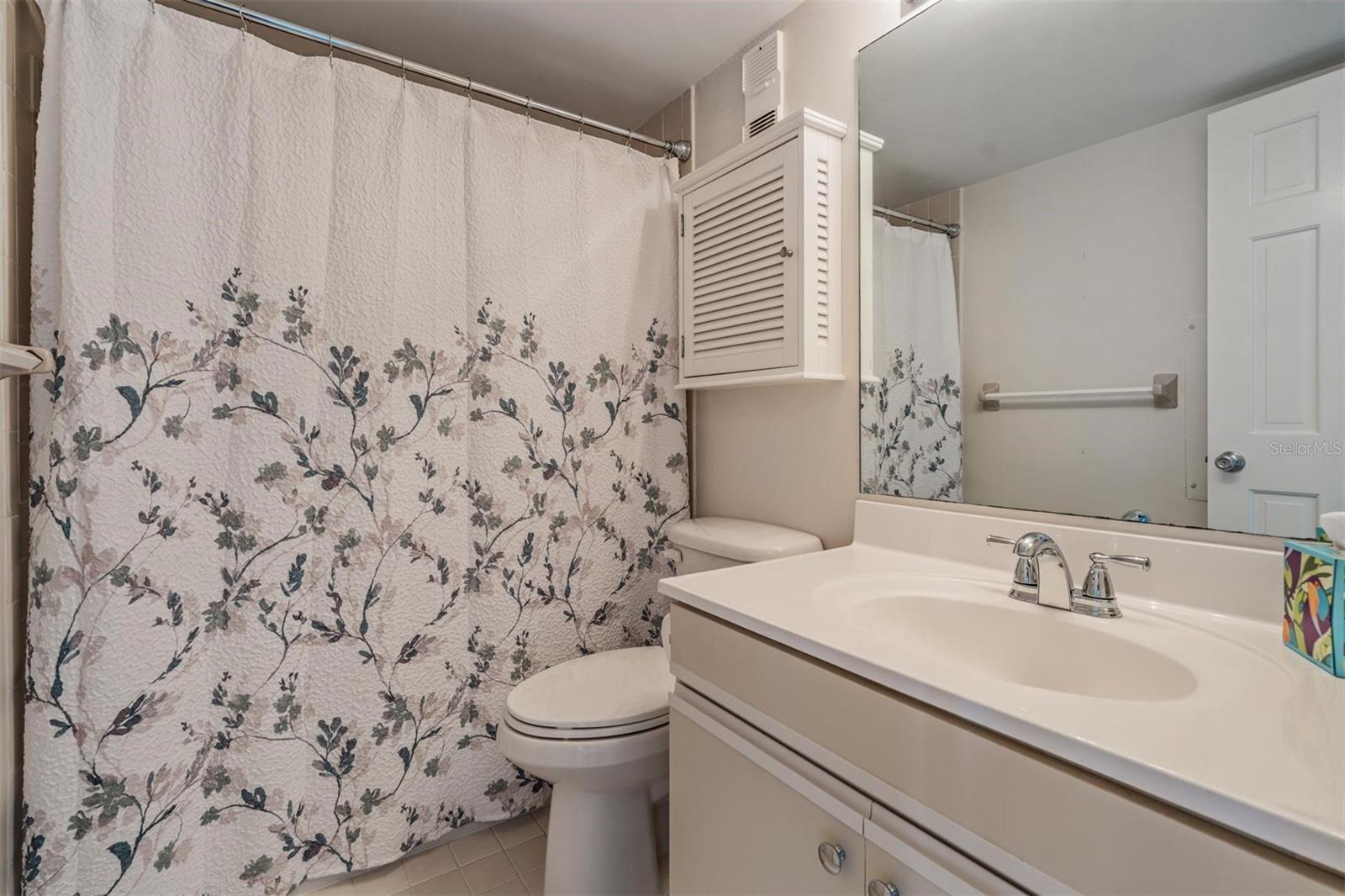 Image 27 of 43 For 3211 Swann Avenue 707