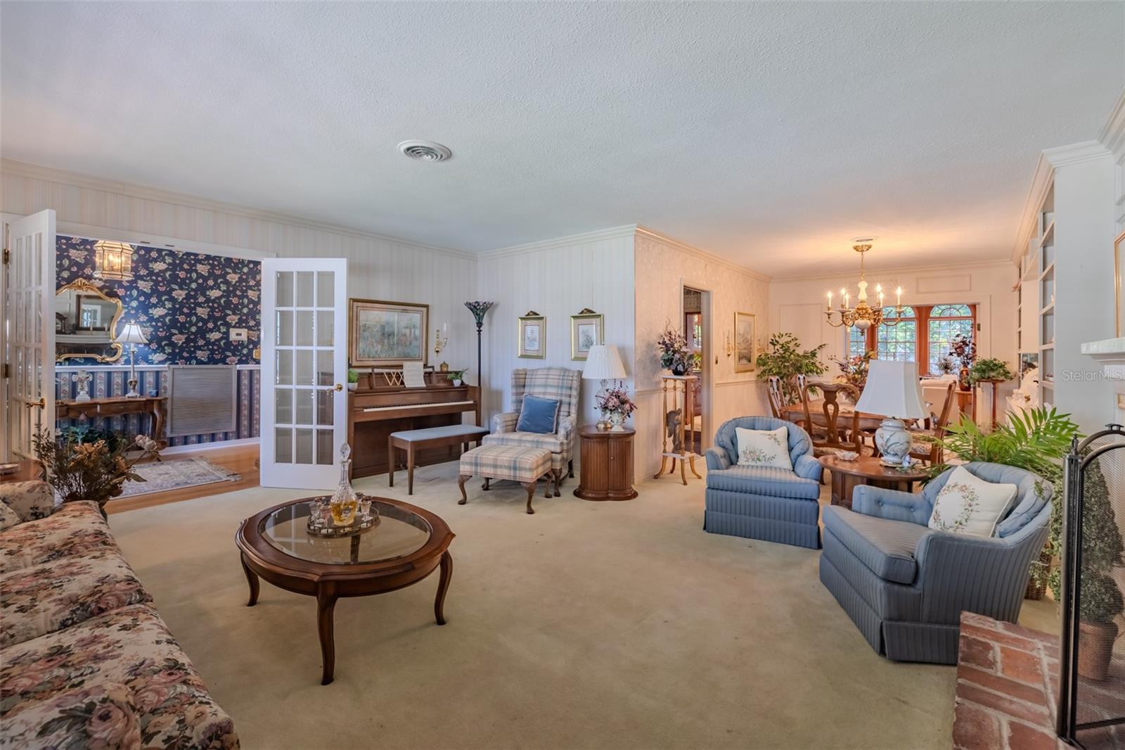 Image 17 of 56 For 805 Sylvan Drive