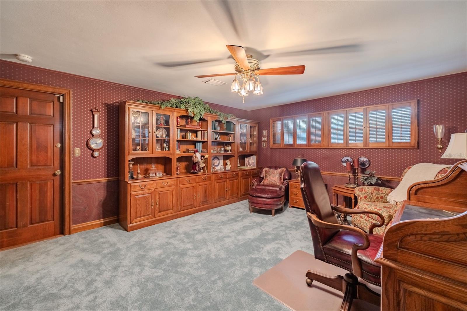 Image 33 of 56 For 805 Sylvan Drive